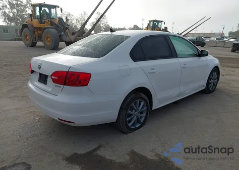 2011 Volkswagen Jetta 2.5L Se z USA, uszkodzony, nr VIN 3VWDZ7AJ1BM308265